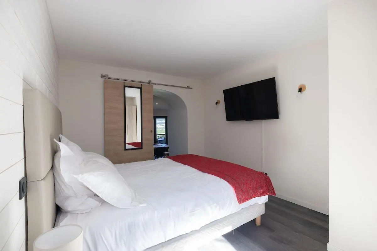 Cabana & Terrasse Du Bourget - Jacuzzi Chanaz