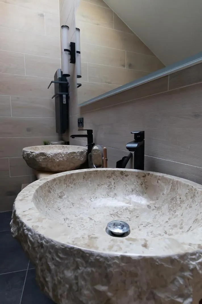 Cabana & Terrasse Du Bourget - Jacuzzi Chanaz 0*,